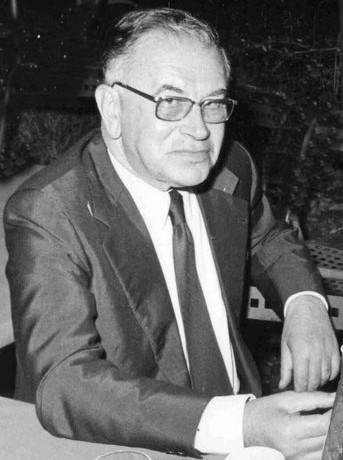 Portrait de Pierre PASSOUANT
