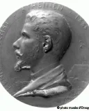 Portrait de Henri LECHAT